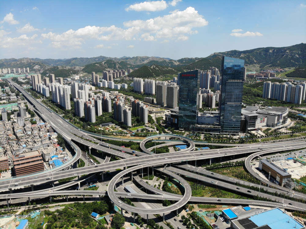 濟(jì)南市二環(huán)南路道路建設(shè)工程效果圖片1.JPG 濟(jì)南市二環(huán)南路道路建設(shè)工程效果圖片1.JPG