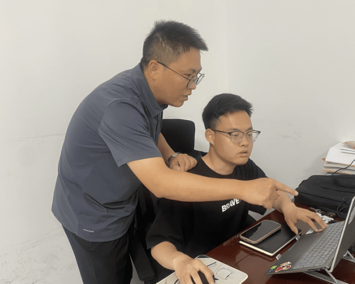 朱正高.png 朱正高.png